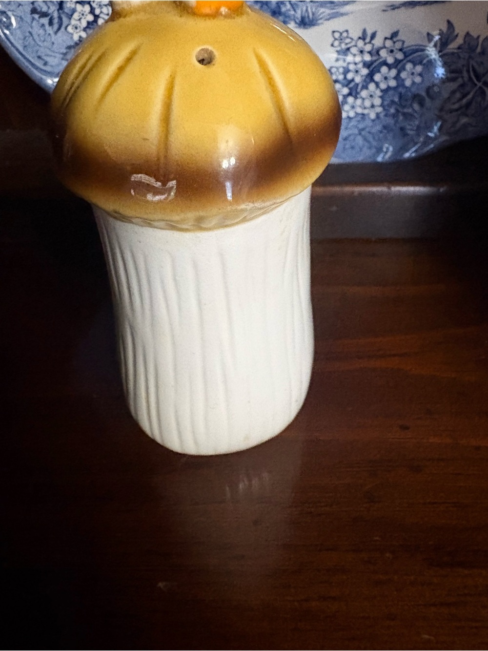 Merry mushroom shaker 1970’s - Picture 4 of 4